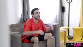 A szexy tini bige tv nézés helyzett szopna