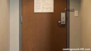Solana a fiatal barna szuka a castingon járt