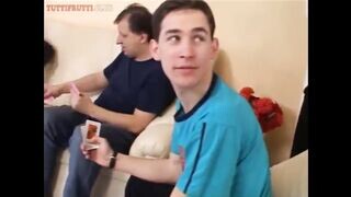 Zsuzsit a roma tini gádzsit partiba nyomják