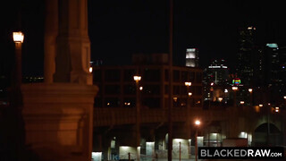 BlackedRaw - Dana DeArmond két néger péniszt kap