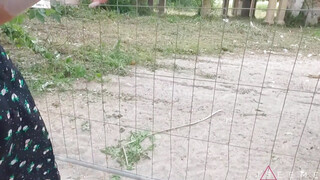 Szívdöglesztő barinő várja a kárót