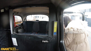 Fake Taxi - Tiny Tina orálozza a taxist