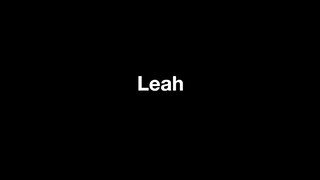 TUSHYRAW - Leah Lee élvezi a segg lyukba dugást