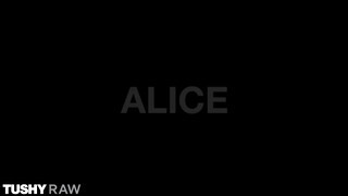 TUSHYRAW - Alice Pink popsija megdöngetve