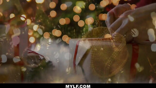 MILF - Brandi Love és könyörtelen faszú krampuszok