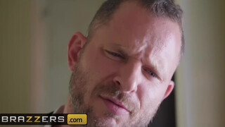 Brazzers - Honey Gold a fullos félvér lány