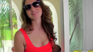 RealityKings - Keegan a kicsike tőgyes csaj