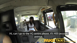 FakeTaxi - Kiki Minaj csoki cunija megkúrelva