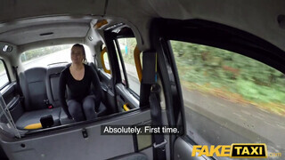 Fake Taxi - Nikky Dream hatalmas kannás szöszi