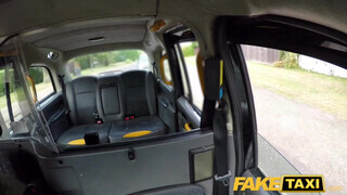 Fake Taxi - Liz Rainbow a perverz fiatal lány