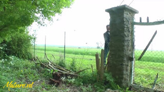 Mature NL - Francia háziasszony popsiba kefélve