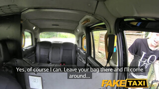 FakeTaxi - skót szuka a szabadban is imádja