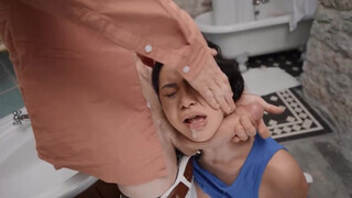 Brazzers - Quinn Wilde hátsó lyukba tolva