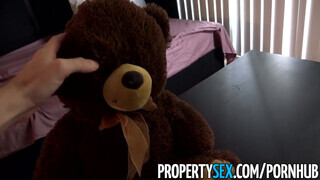 PropertySex - Morgan Lee keményen megkúrva