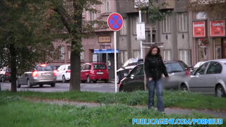 PublicAgent - Óriás cicis cseh szuka