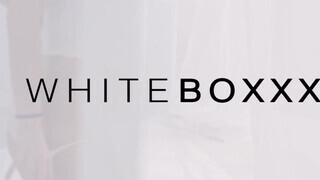 WHITEBOXXX - Jenny Wild romantikus kúrása