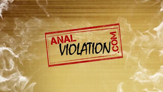 Analized - Lisa Ann a bűbájos milf popó lyukba rakva