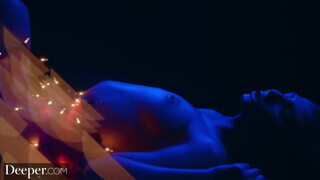 Deeper - Gianna Dior és Lulu Chu édeshármasban kufirconlak