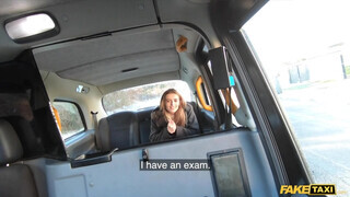 Fake Taxi - 18 éves csajszi popsiba dugva