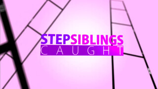 SiblingsCaught - Avery Moon lebukik peckezés közben