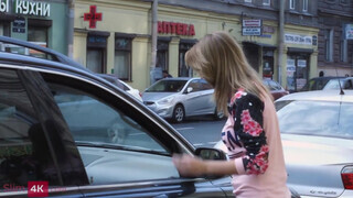 Emily Thorne a hatalmas csöcsű barinő