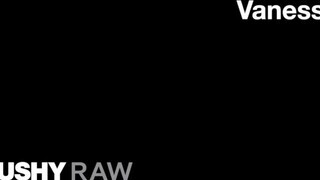 TUSHYRAW - Vanessa várja a ánuszába a péniszt