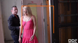 Eva Parcker és Christen Courtney édeshármasban kufirconlak