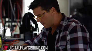 Digital Playground - Amia Maley formás óriási műmellei