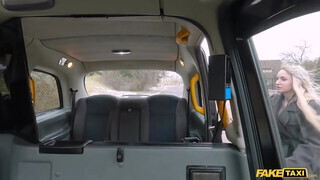 Fake Taxi - Micky Muffin segglyukba dugva