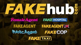 Public Agent - Fekete hajú kicsike kannás zsenge nőci
