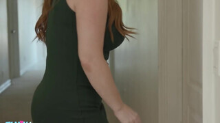 FamilyXXX - Summer Hart a szőrös cuncis nevelő anya