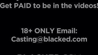 BLACKED - Lika puncijába betolják a termetes kárót