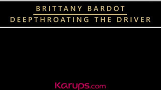 Karups - Brittany Bardot a csábító világos szőke milf