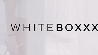 WHITEBOXXX - Sybil a szexi barinő