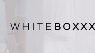 WhiteBoxxx - Luna Corazon a fullos spanyol csajszika