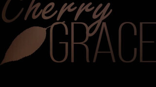 Cherry Grace a gigantikus seggű gádzsi