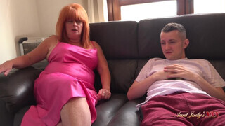 Aunt Judys XXX - Melanie megkívánta a félénk kant