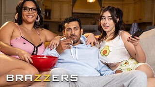 BRAZZERS - Vágyakozó lányok, Ashlyn Peaks és Chloe Surreal versenyeznek Alex termetes péniszéért