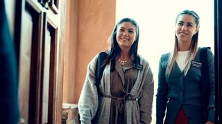 Szomorú történet vallásos, de lesbi tinédzser lányokról